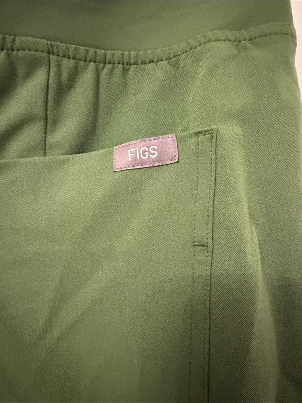 NWT Figs Zamora High Waisted Sage Green Scrub Pants Joggers - Picture 9 of 12